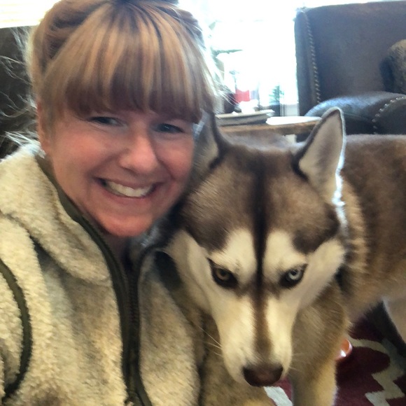 Meet your Posher, Shannon - Picture 1 of 1